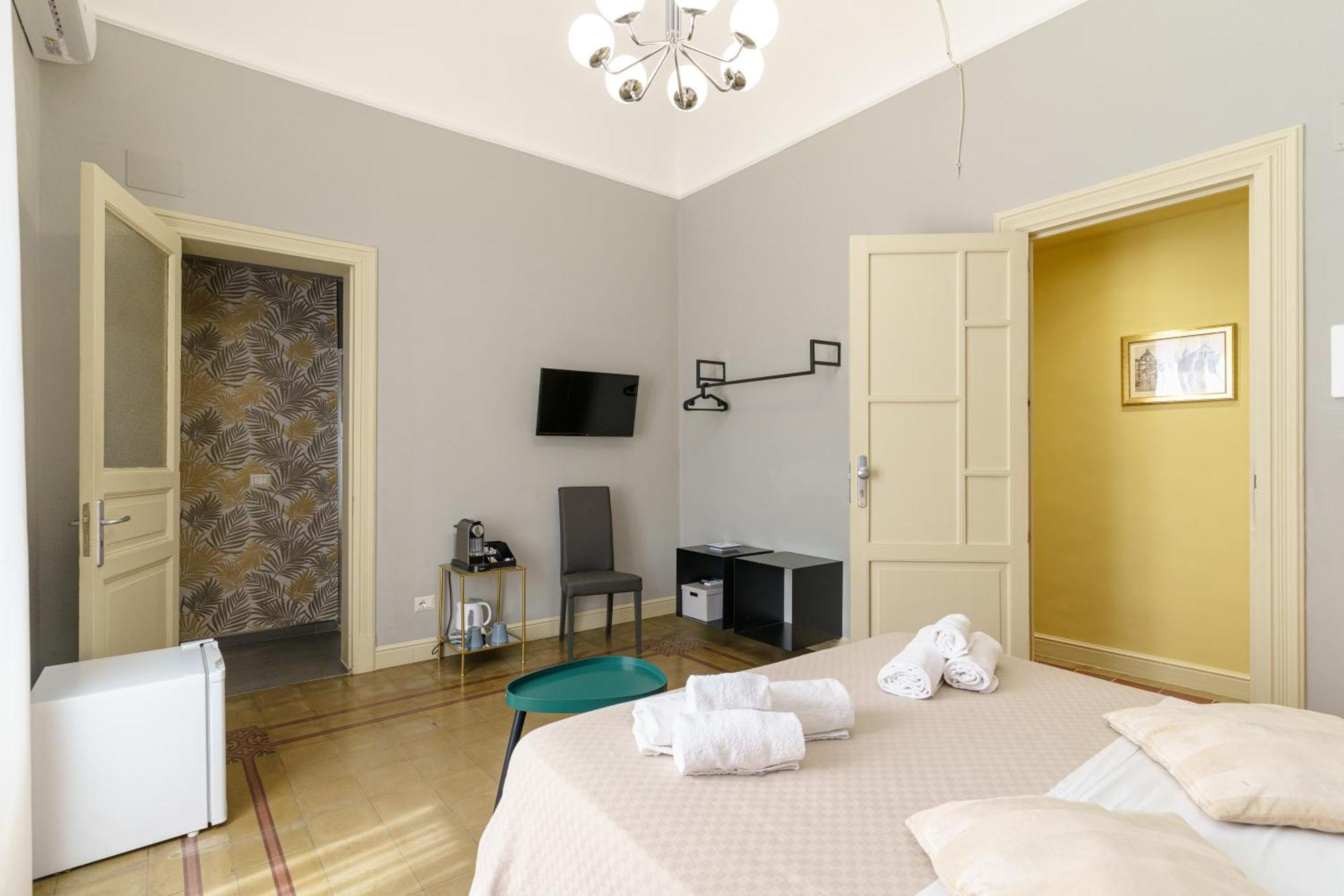 Bed and Breakfast La Finestra Sul Duomo à Catane Extérieur photo